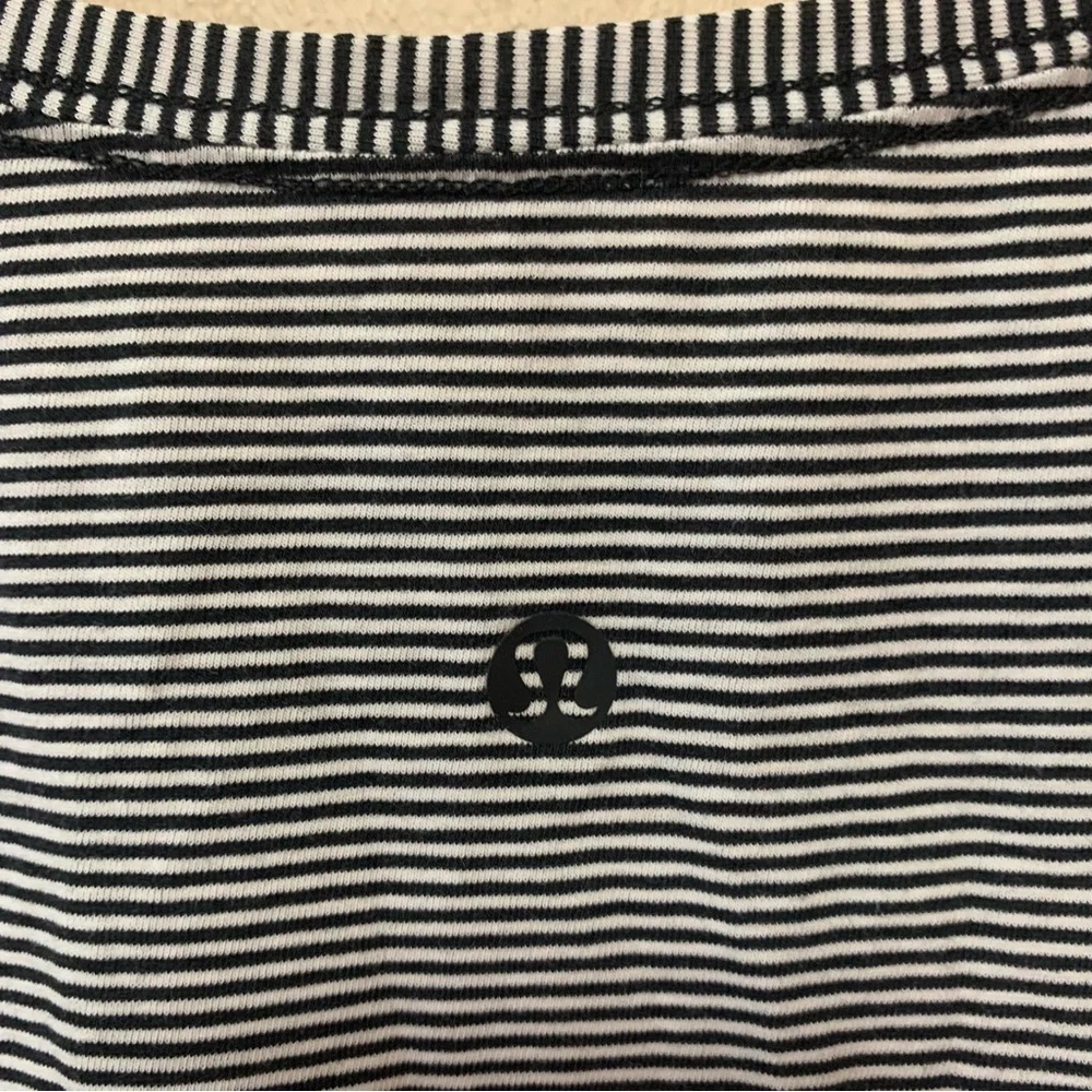 Lululemon Love Crew III Wee Stripe Black White Medium